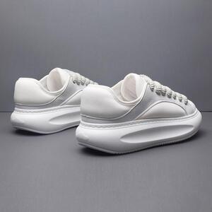 小白鞋男潮流百搭运动休闲 鞋轻便超轻厚底男士板鞋高级感潮牌男