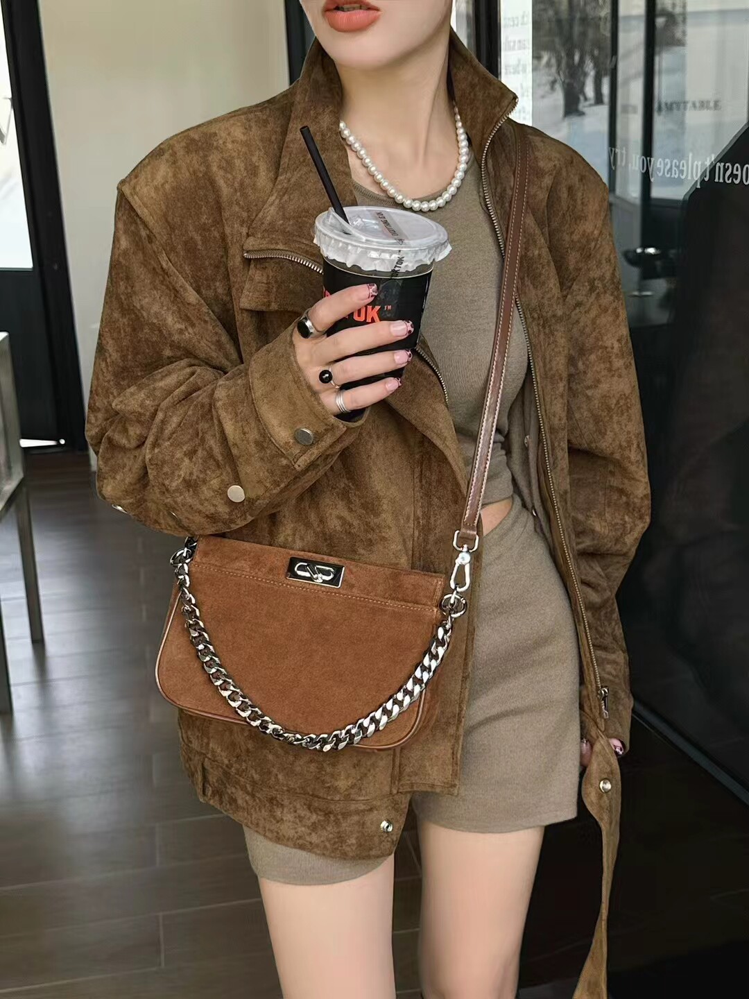 MJ欧货女包秋冬新款磨砂牛皮链条复古小方包百搭鹿绒皮单肩斜挎包