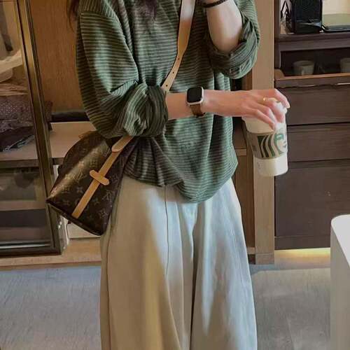 上衣绿色长袖条纹T恤女2026秋季新款宽松百搭慵懒风小个子叠1004d