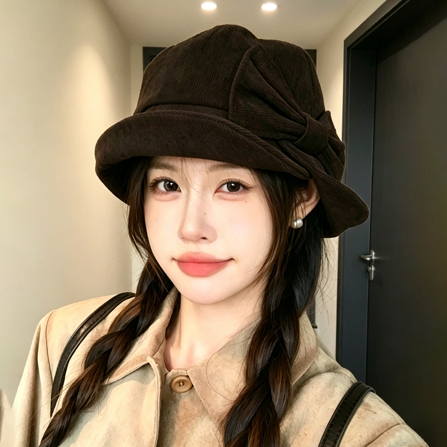 日系灯芯绒蝴蝶结渔夫帽女显脸小