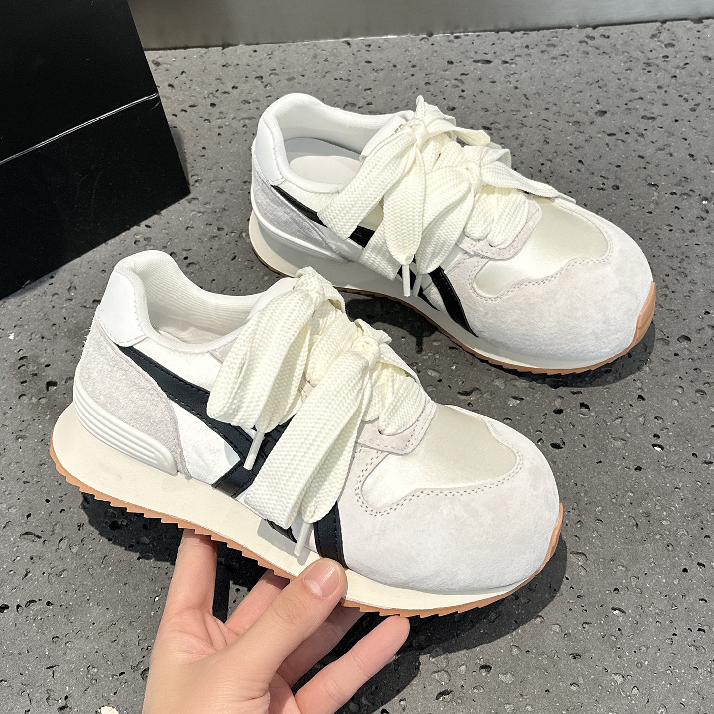 春季超火德训鞋女款2026新款小众软底圆头系带丑萌运动休闲阿甘鞋,女鞋,德训鞋,淘宝优惠券,粉丝福利购,淘宝优惠卷