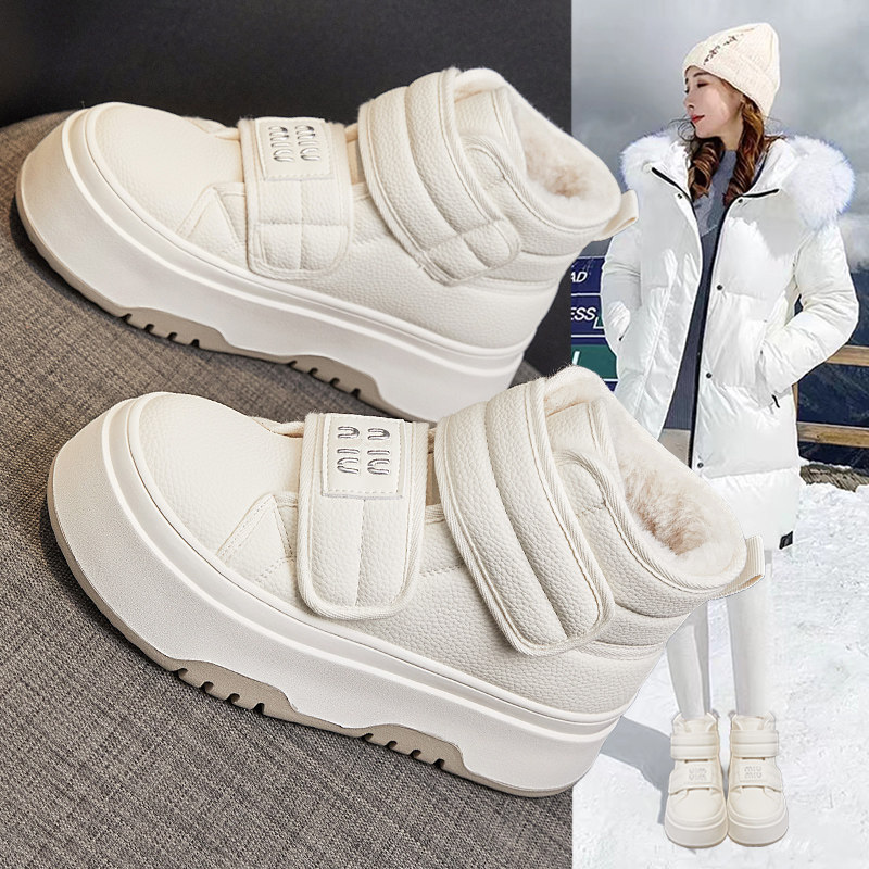 超火雪地靴女加绒大棉高帮小白鞋