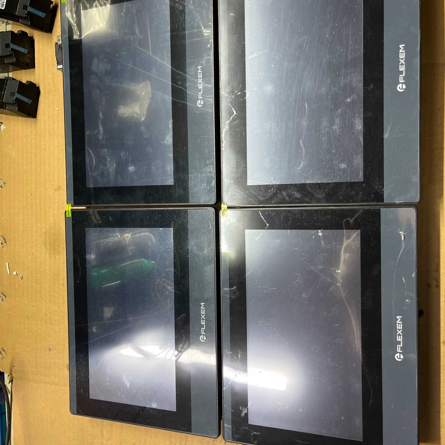 繁易触摸屏FE6100C，接口轻微生锈腐蚀议价