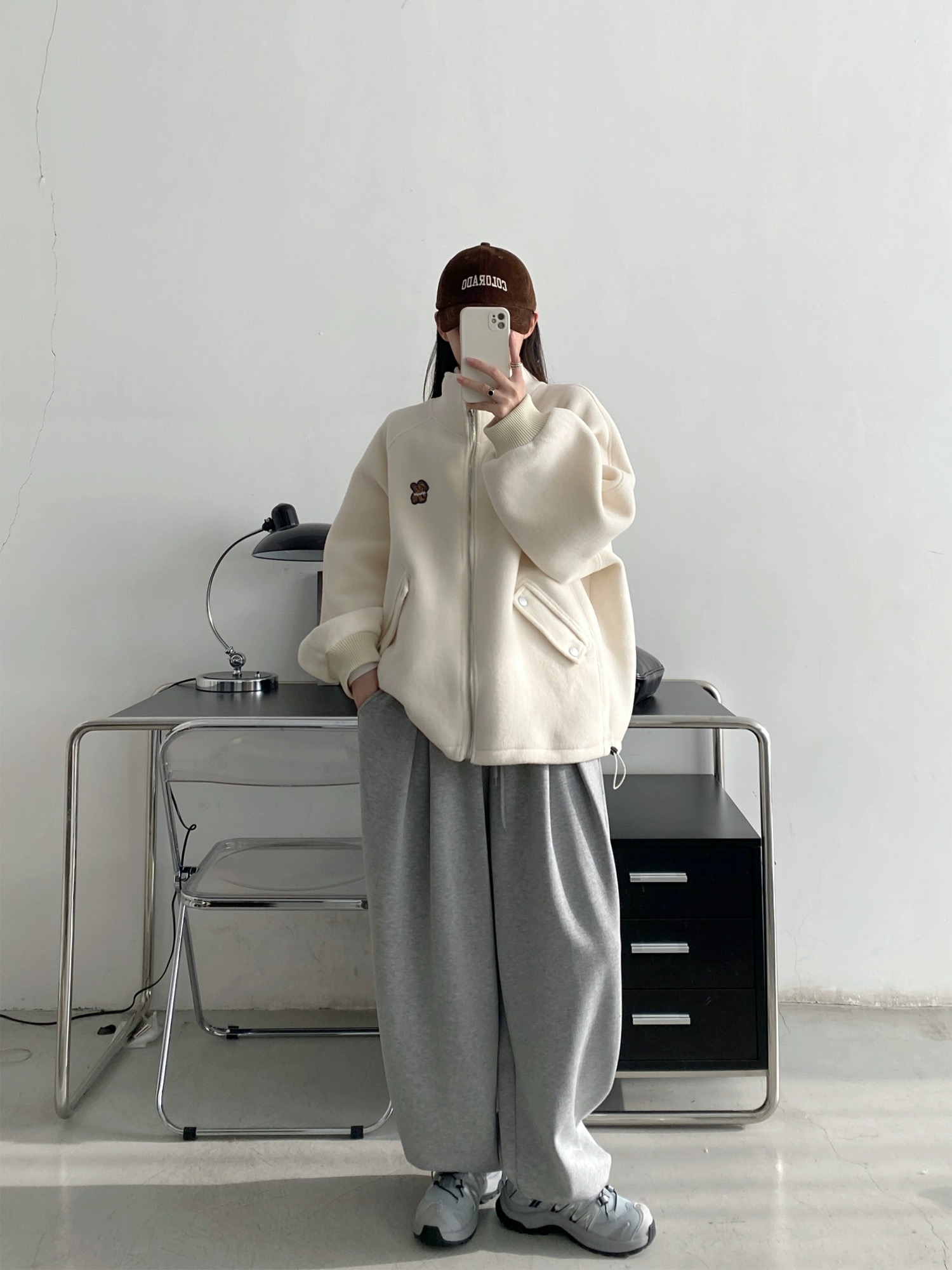 学院风摇粒绒开衫外套女秋冬宽松加绒加厚慵懒韩系立领休闲卫衣服