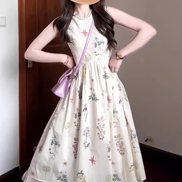 高级感法式无袖背心碎花连衣裙