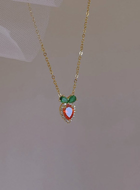 可爱锆石胡萝卜项链女甜美轻奢高级感吊坠小众设计锁骨链精致颈链