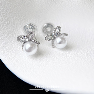 适合春天的气质蝴蝶珍珠耳钉高级感无耳洞耳环轻奢小众蚊香盘耳夹