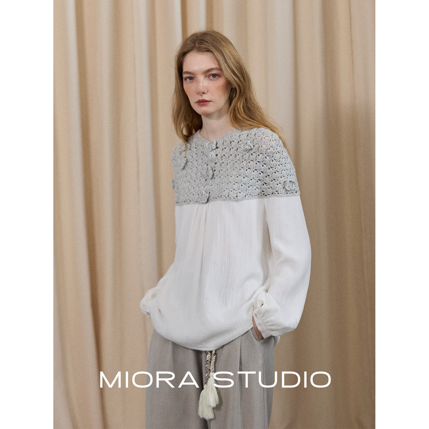 Miorastudio法式复古迷雾灰白手工针织钩花拼接衬衫秋冬宽松上衣