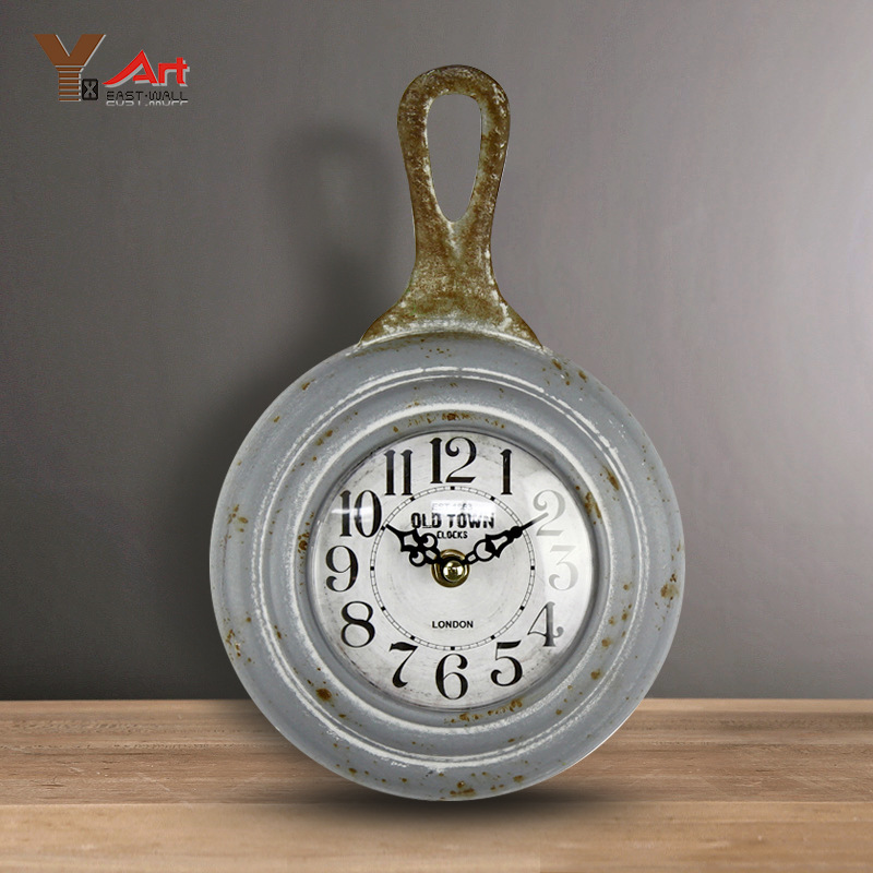 北欧铁艺煎蛋平底锅挂钟亚马逊创意生活用品定时器时钟壁