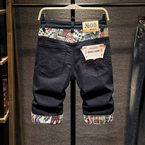 2025年黑色刺绣拼接时尚牛仔短裤