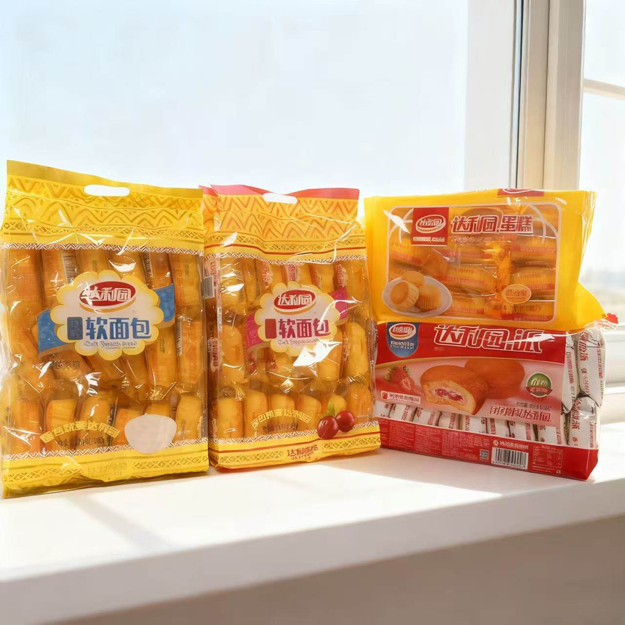 【限用日期2026.5.5】乳酸菌味 蔓越莓味软面包/草莓派 蛋香蛋糕