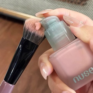 液体腮红天命刷!腮红刷斜坡面点彩刷便携化妆师专用修容刷