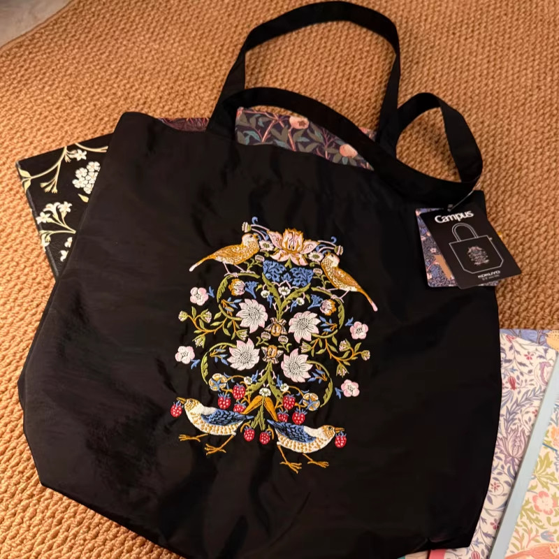 国誉VA博物馆托特包联名刺绣多功能大容量Campus帆布袋手提大容量包单肩包学生可斜挎小众设计高级感联名款