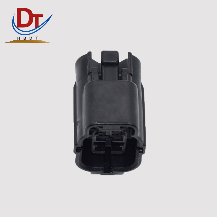 新能源汽车DJ70416Y-1.8-21 连接器塑料接插件4PIN孔国产插座胶壳