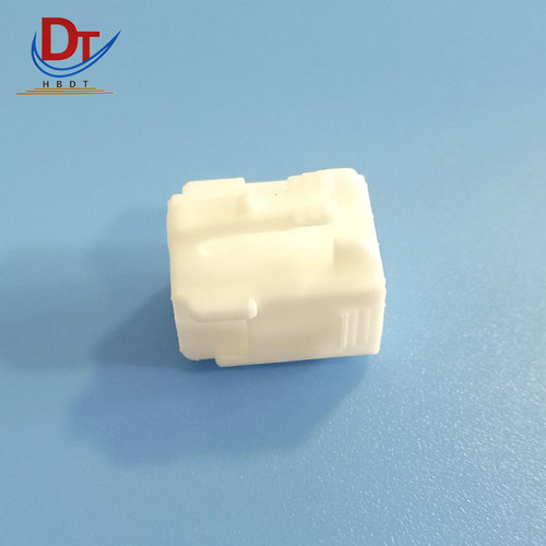 汽车线束DJ7041Y-2.2  4.8-21护套PP0438503接插件国产型白色胶壳