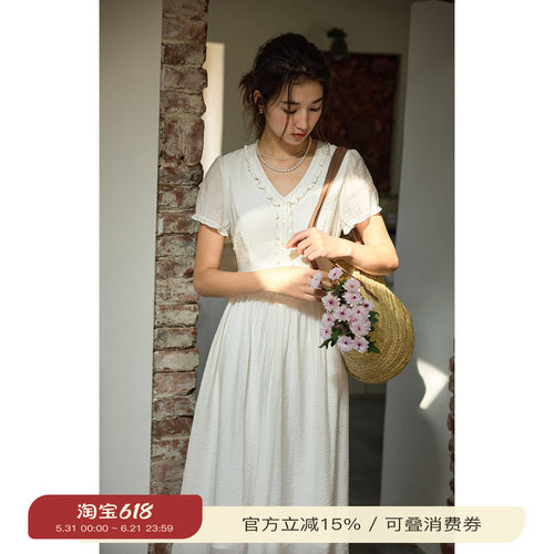 solighter法式提花v领连衣裙