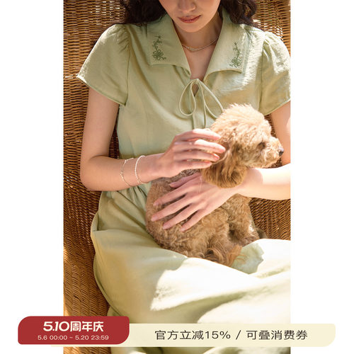 solighter新中式绣花短袖连衣裙