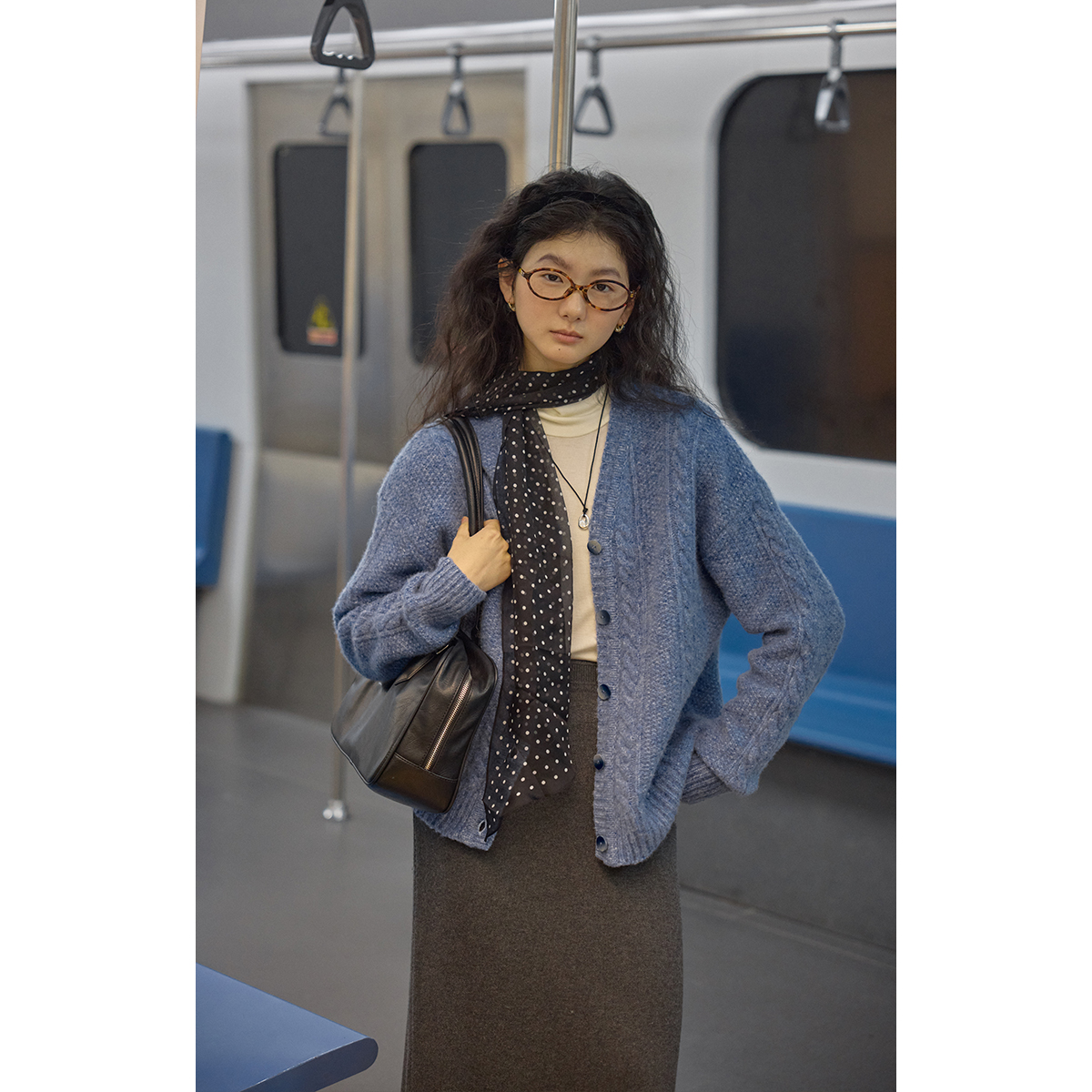 solighter羊毛粗针v领针织开衫