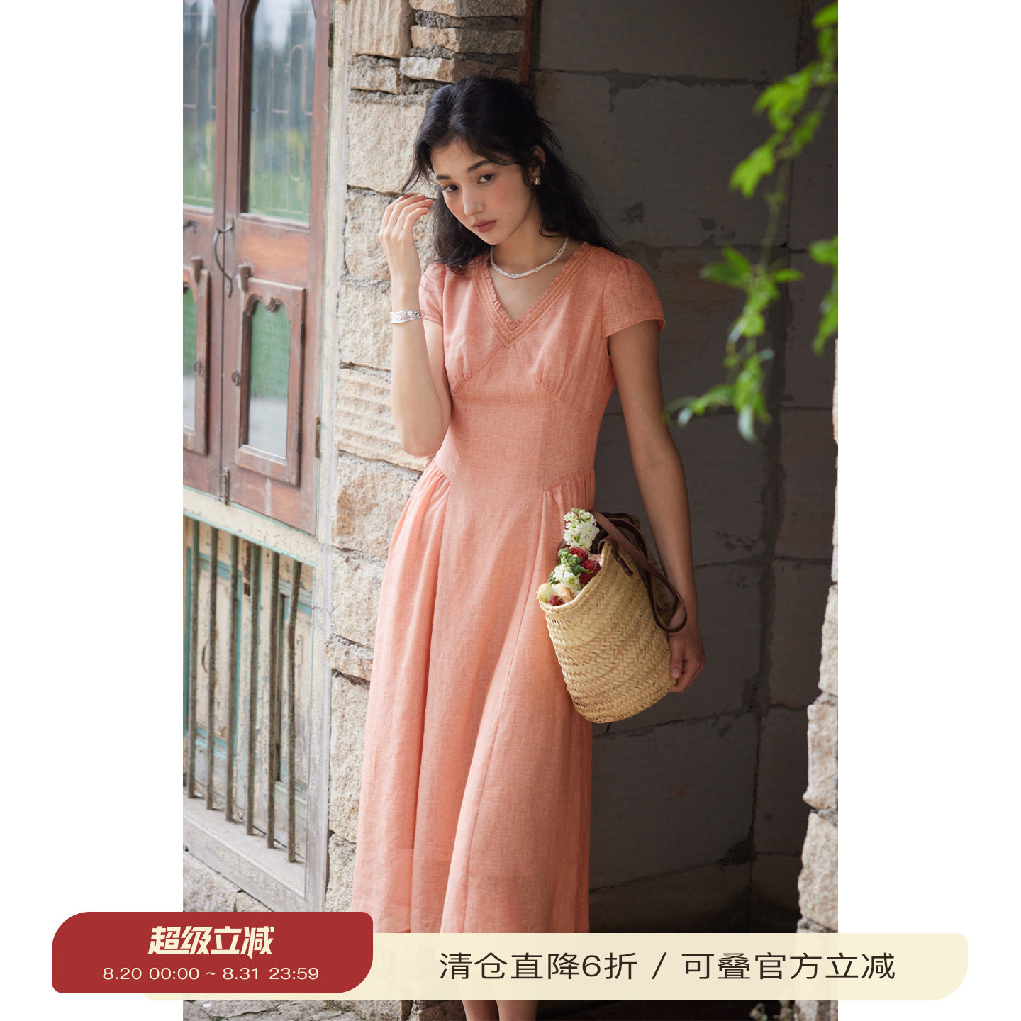 solighter法式苎麻v领收腰连衣裙图片