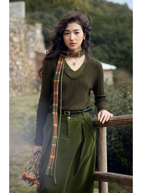 solighter 100%羊毛假两件修身针织衫女秋冬新款v领套头打底上衣