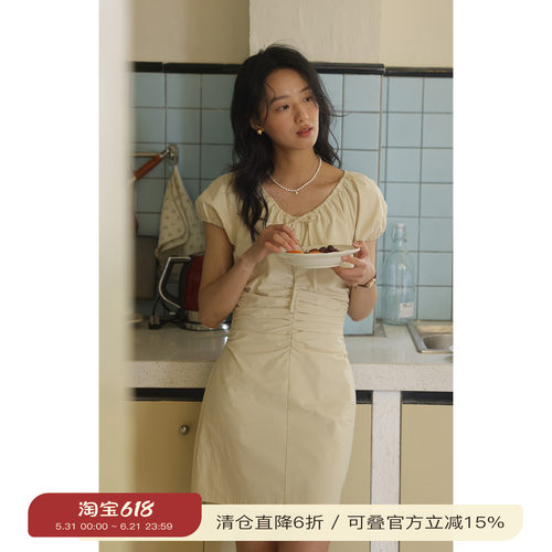 solighter法式短款泡泡袖连衣裙
