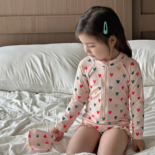 雏袖女童连体长袖爱心速干泳衣