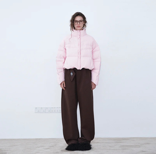 EOEZ · 治愈系云朵短款鹅绒服