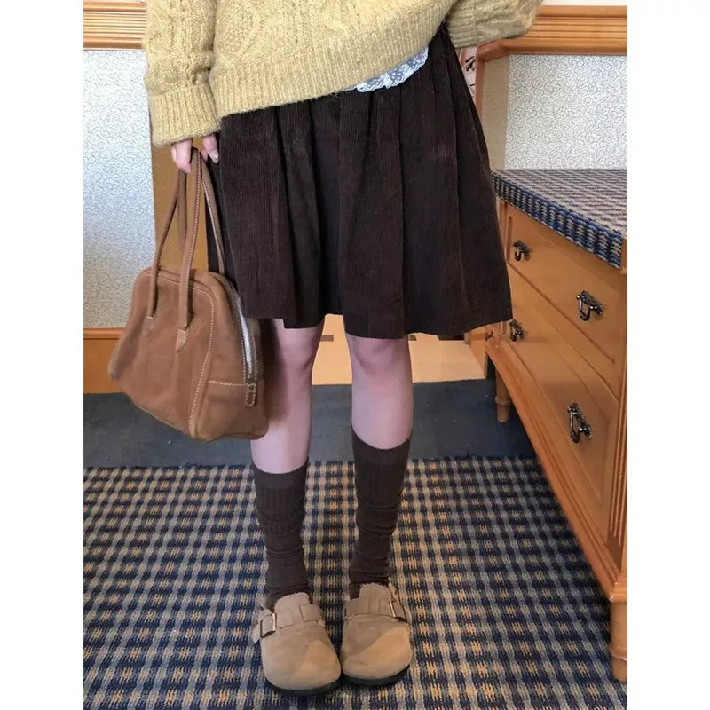 早秋冬大码复古灯芯绒半身裙女胖mm300斤宽松高腰防走光a字中长裙