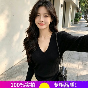 极简风黑色V领坑条针织衫女长袖显瘦高级感打底衫上衣毛针织衫潮