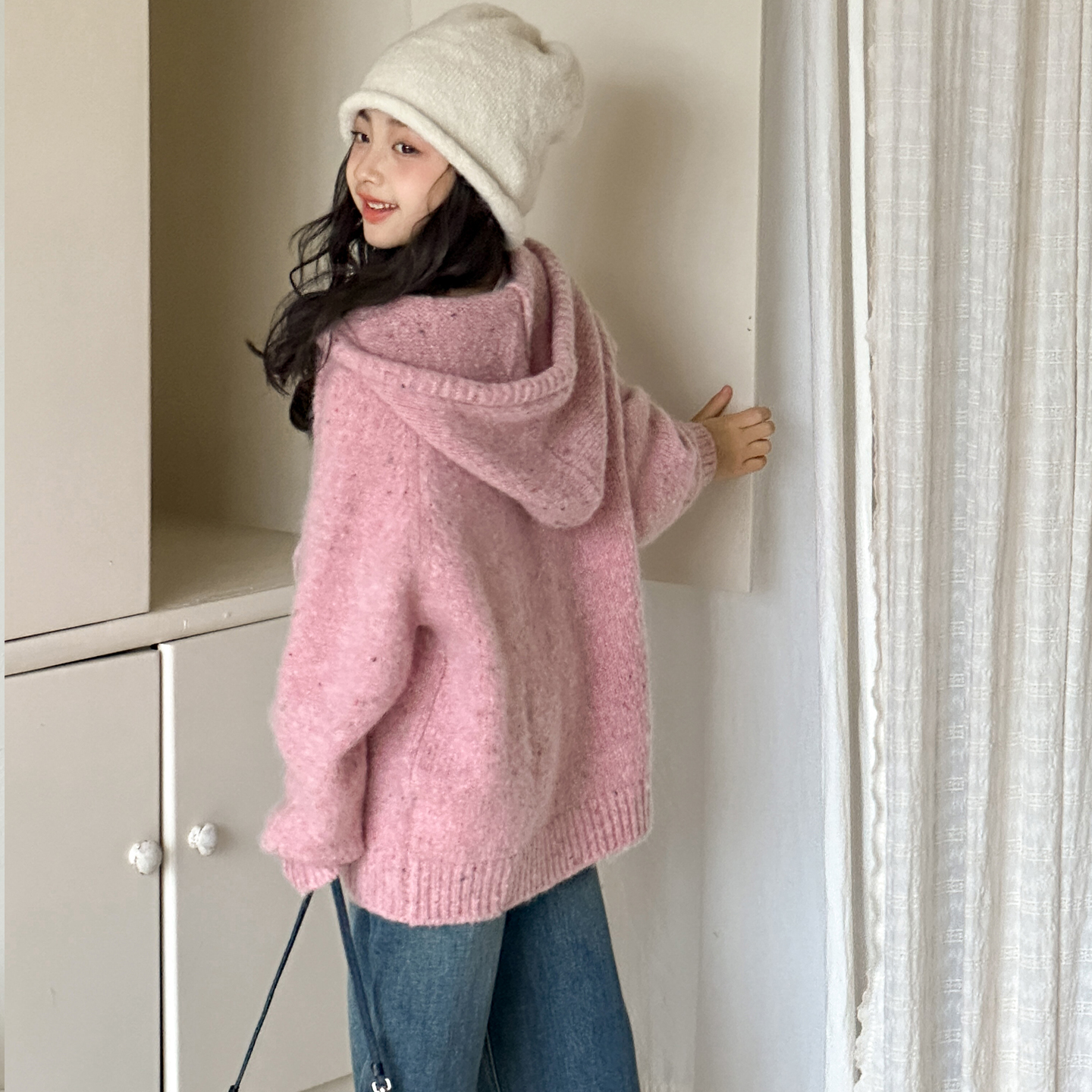 女童毛衣外套春秋儿童秋季洋气羊毛混纺针织开衫大童连帽秋装上衣