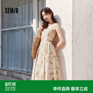 森马连衣裙女显瘦甜美度假风2025夏季 森系满印吊带裙浪漫文艺 新款