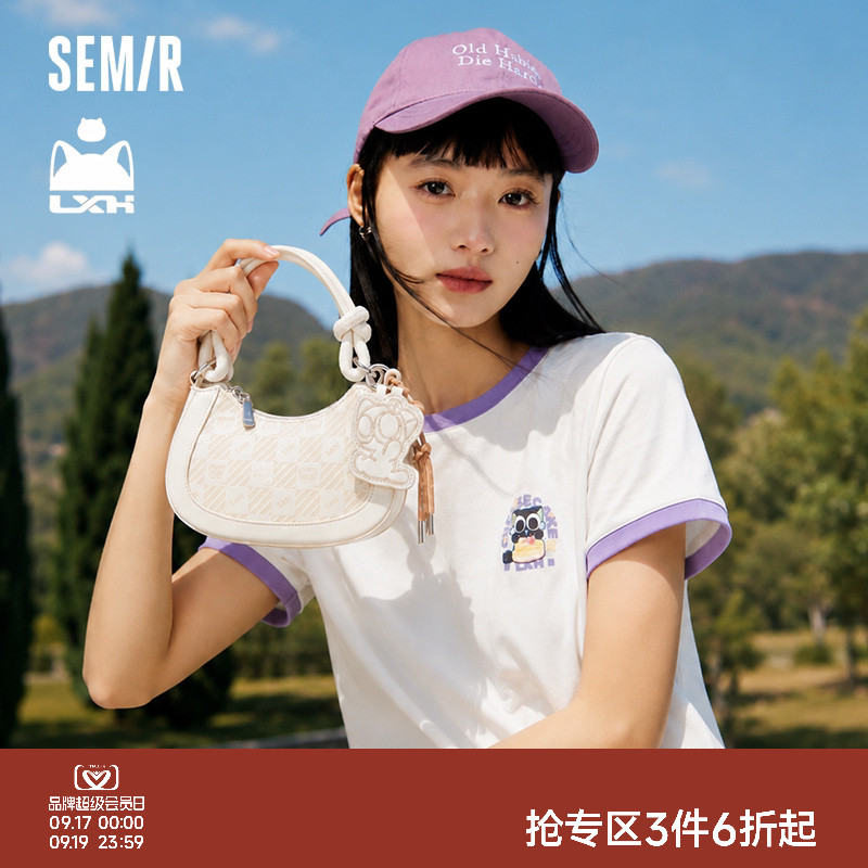 森马罗小黑联名棋盘格纹斜跨包女										