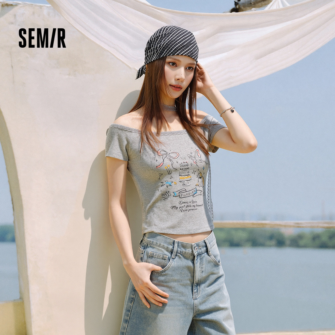 森马短袖T恤女夏季短款蕾丝一字领印花紧身2026新款甜酷辣妹上衣