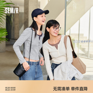 森马长袖T恤女短款假两件撞色紧身百搭2025冬新款显瘦正肩针织衫