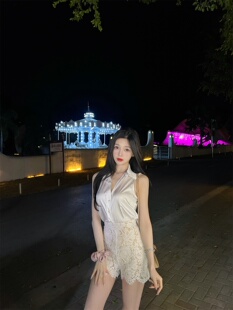 外穿打底打底裤 3.19 蕾丝超高腰须边短裤 翻领衬衣上衣 新 醋酸无袖