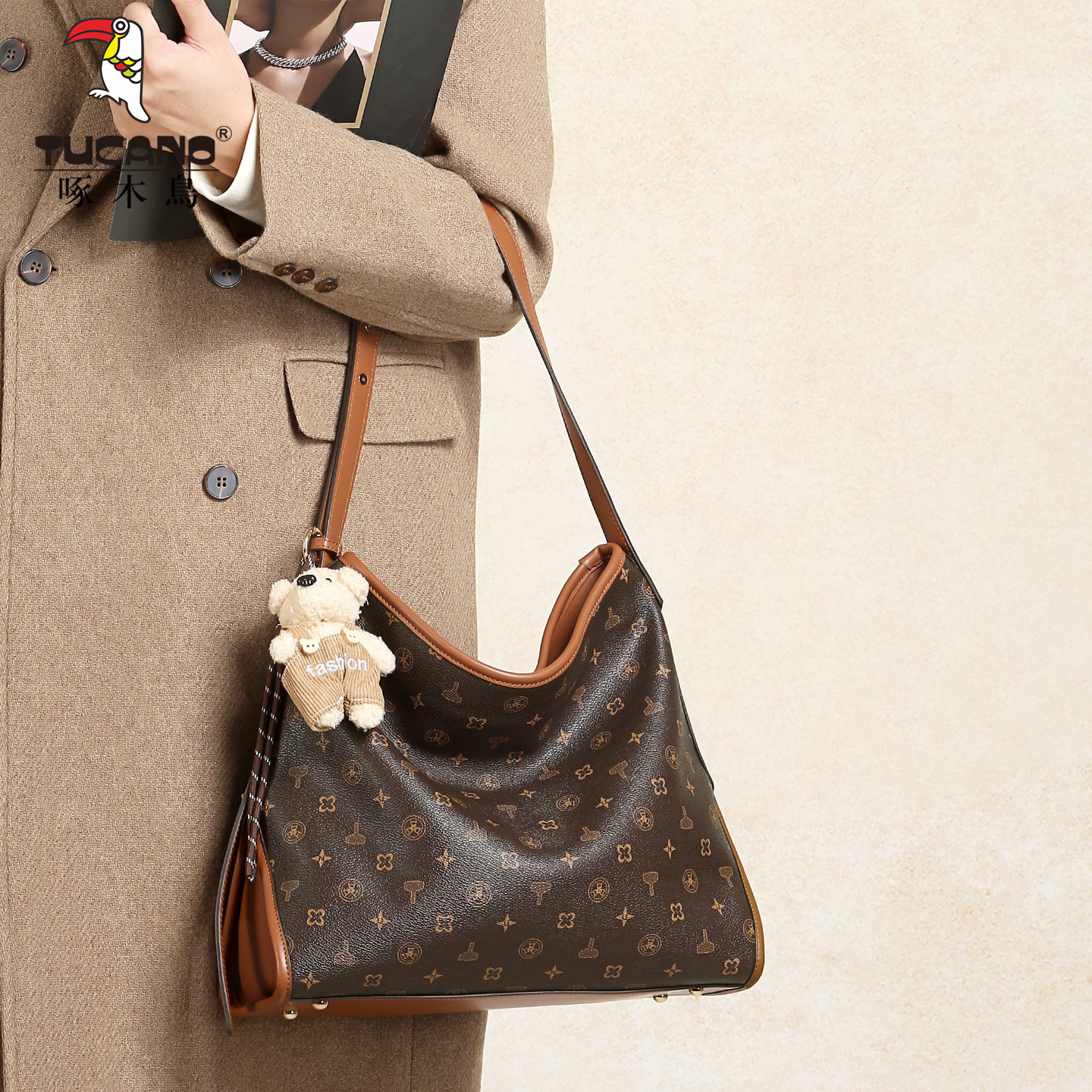 啄木鸟包包女2025新款高级感腋下包复古时尚百搭斜挎单肩包大容量