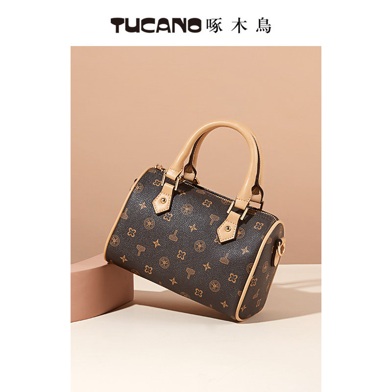 啄木鸟女包2023新款时尚波士顿枕头包送妈妈大气单肩斜挎手提小包