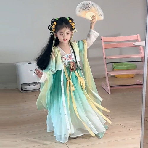 女国风古典舞飘逸扇子舞寄明月