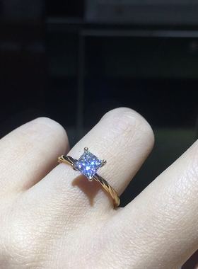 18k金方形麻花指环莫桑钻可定制