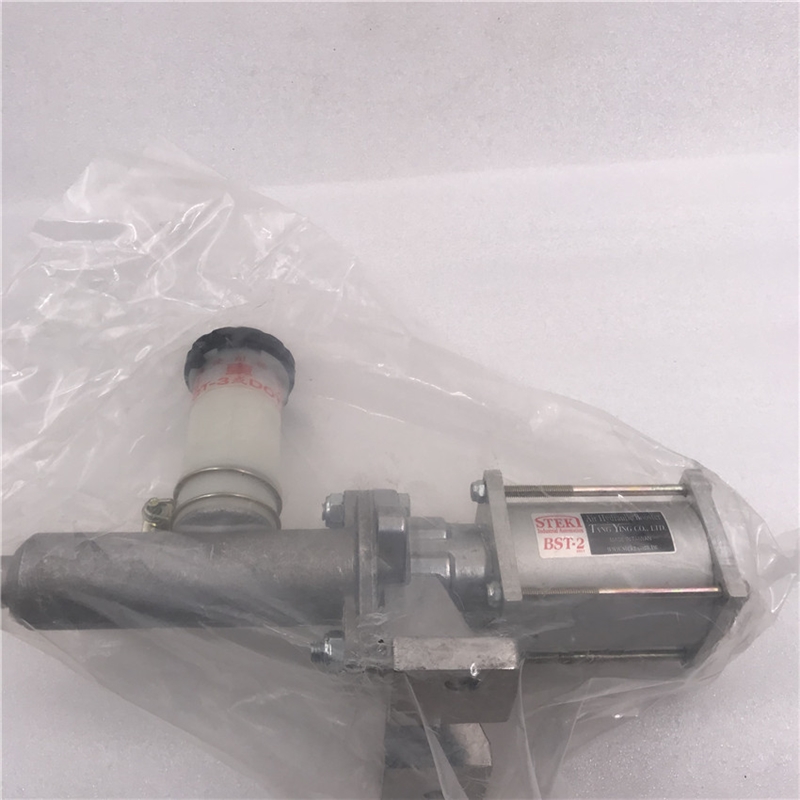 / DOT-3 BST-2空油转换增压器液压制动器 实拍