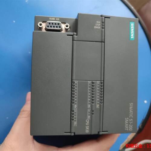 议价产品:西门子SR30,smart plc 22年保内成色95新,固