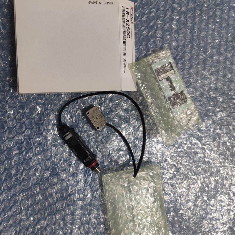 LR-X250C 激光感测器 全新 LR-X250 LR-X250CG LR-X100C