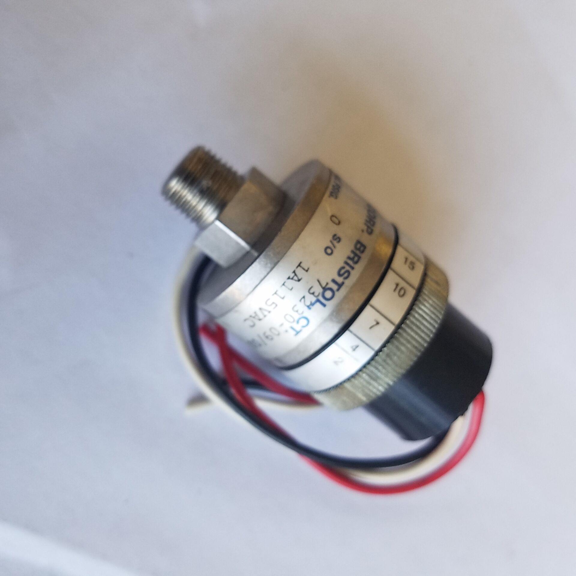 美国 Whitman压力开关 二手 P117V-3H-C12L-DIS 压力开关议价