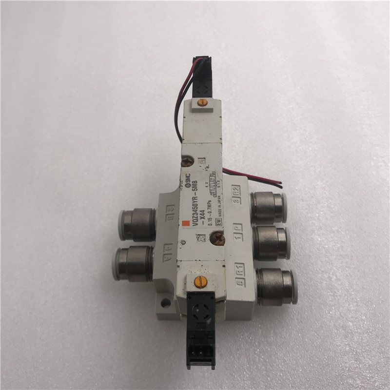 电磁阀VQZ3450YR-5MB-X44 实拍