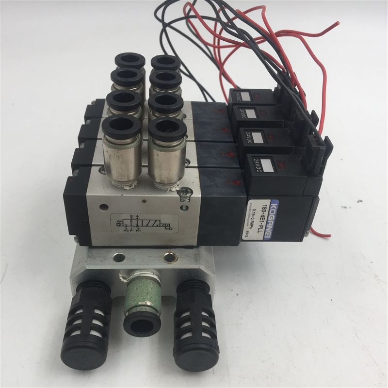 成色很新小金井电磁阀180-4E1-PLL-24VDC,4个一套,买4个送底座