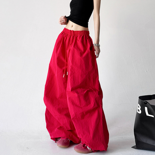 2026新款早春多巴胺风红色工装裤女宽松显瘦高腰直筒阔腿裤伞兵裤