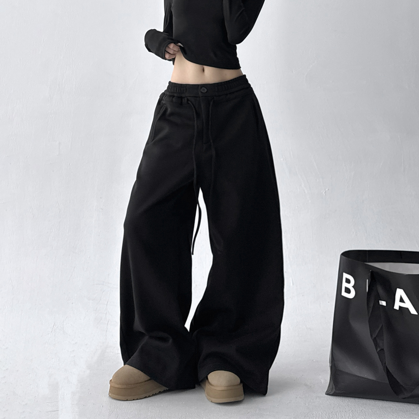 宽松休闲直筒阔腿卫裤