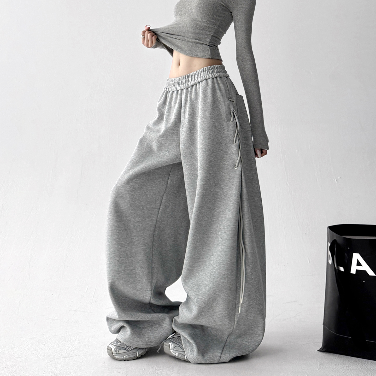 超好看2025秋季新款侧边带运动卫裤女灰色宽松慵懒风运动裤休闲裤