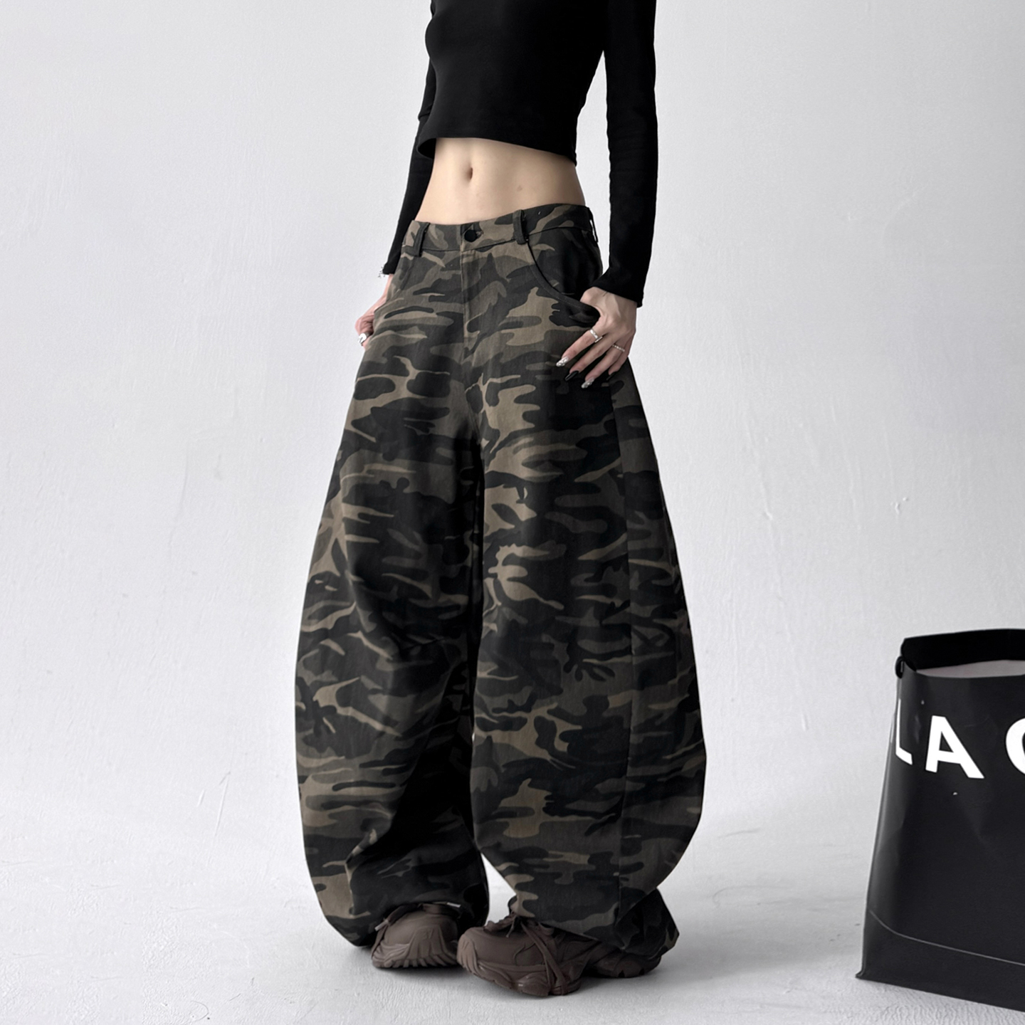 美式高街迷彩工装裤女秋季新款灰色高腰宽松阔腿显瘦拖地牛仔裤子