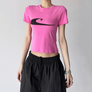 木昱子美式辣妹风黑色短袖T恤女紧身短款印花上衣春夏季